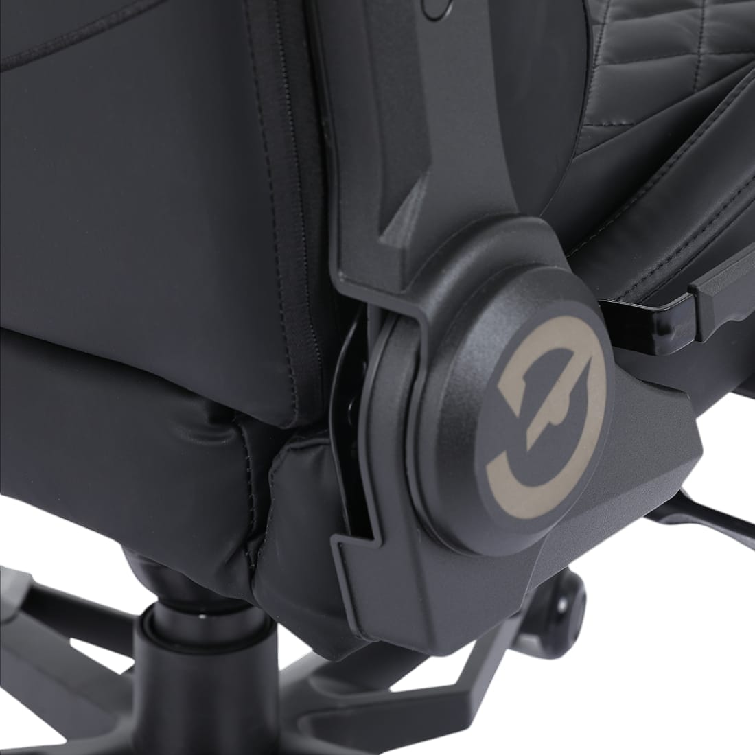 كرسي قيمنق Devo Gaming Chair - Tyvok Elite Black - Z.17690108924449525