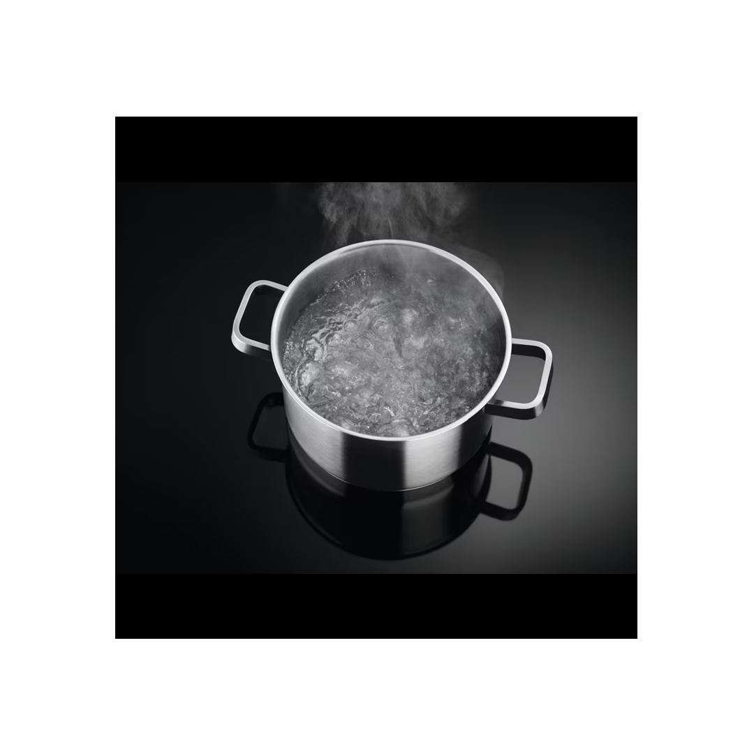 موقد كهربائي الكترولوكس 30سم اسود التحكم بال